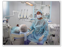 Dr. FITOURI le responsable général de la clinique Implant Dentaire Tunisie